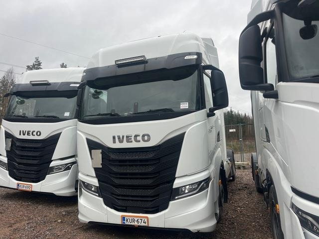Iveco S-Way 460 - Trekker: afbeelding 1 Iveco S-Way 460 - Trekker: afbeelding 1