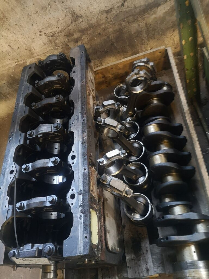 DAF Ersatztteile 0281010045 DAF XF 95 - Cilinderblok voor Vrachtwagen: afbeelding 4 DAF Ersatztteile 0281010045 DAF XF 95 - Cilinderblok voor Vrachtwagen: afbeelding 4