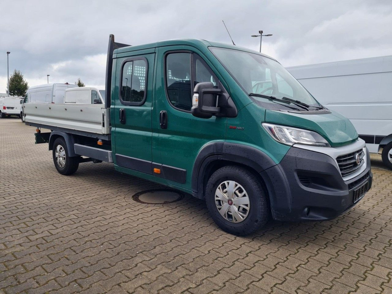 Fiat Ducato 35 Doka L5 Maxi 180 AHK KOMFORT STANDHEIZ - Bestelwagen open laadbak, Bestelwagen met dubbele cabine: afbeelding 3 Fiat Ducato 35 Doka L5 Maxi 180 AHK KOMFORT STANDHEIZ - Bestelwagen open laadbak, Bestelwagen met dubbele cabine: afbeelding 3