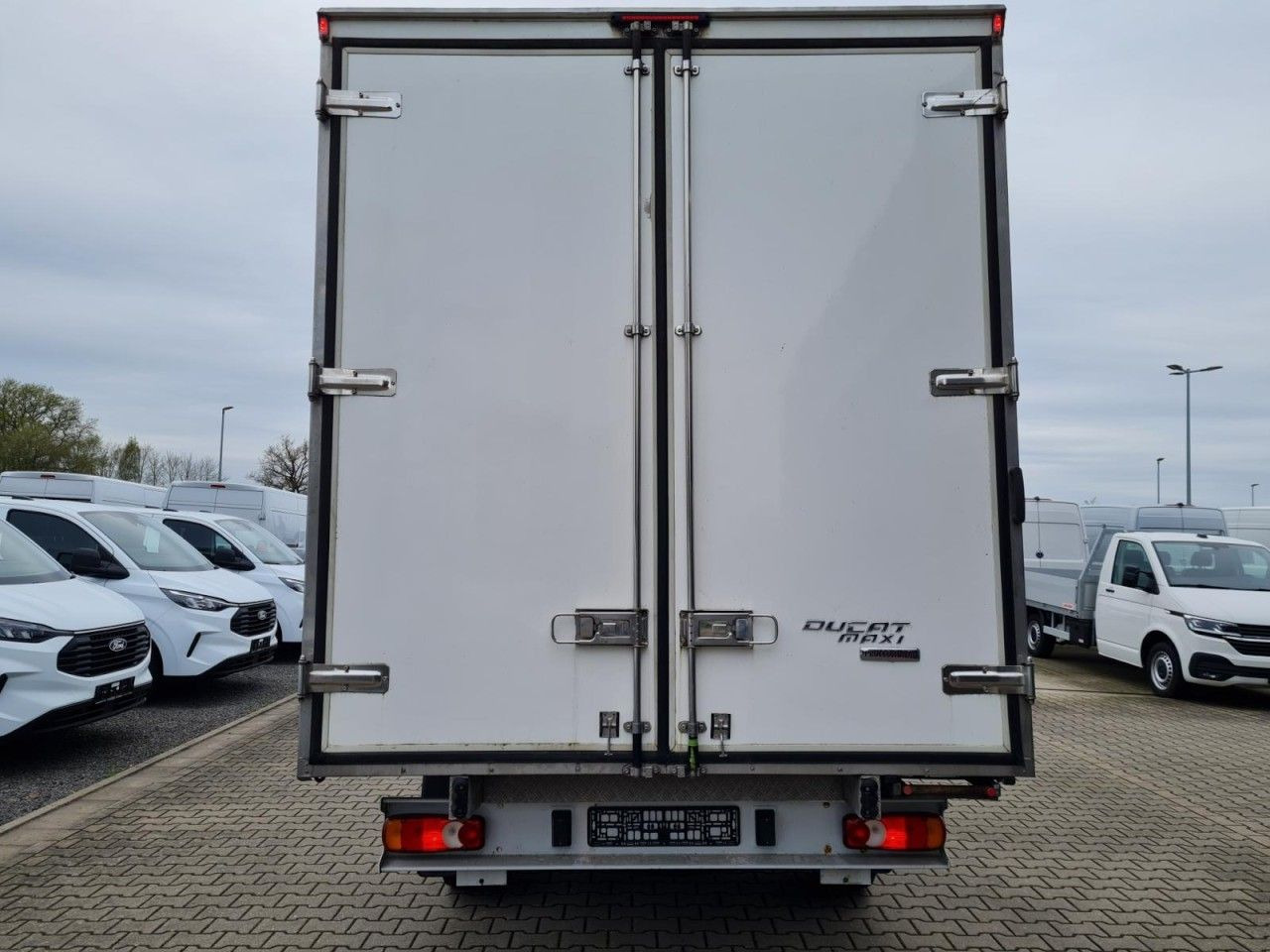 Fiat Ducato 35 Koffer 150 maxi Multijet Klima - Bestelwagen gesloten laadbak: afbeelding 5 Fiat Ducato 35 Koffer 150 maxi Multijet Klima - Bestelwagen gesloten laadbak: afbeelding 5
