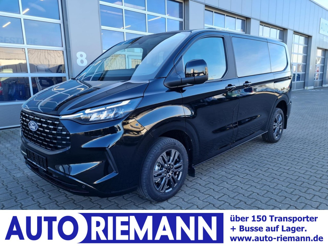 Ford Tourneo Custom 320 L1 AG Titanium X AHK LED NAVI 2X SCHIEBE - Bestelwagen met dubbele cabine: afbeelding 1 Ford Tourneo Custom 320 L1 AG Titanium X AHK LED NAVI 2X SCHIEBE - Bestelwagen met dubbele cabine: afbeelding 1