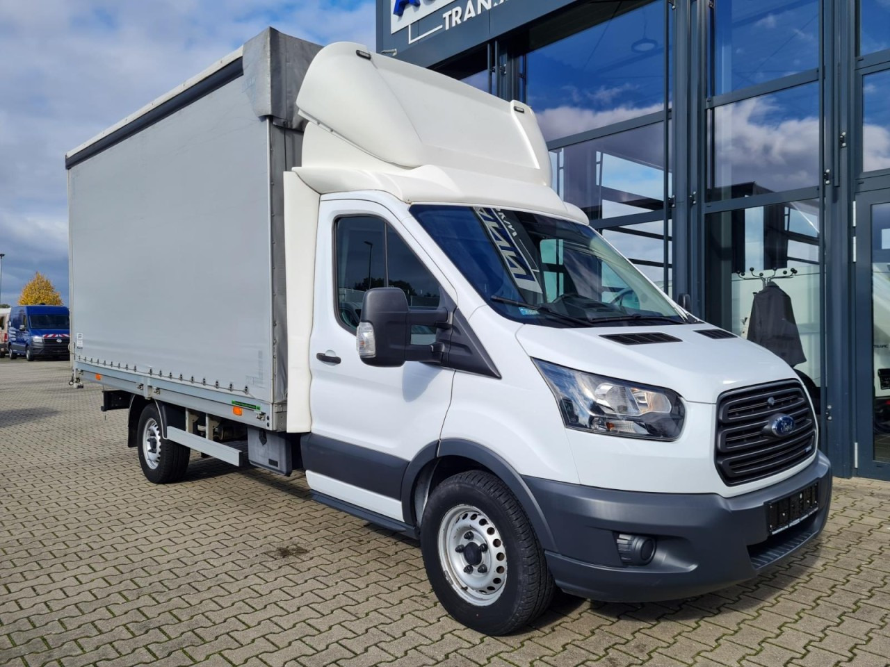 Ford Transit 35 Pritsche Schiebe Plane TDCi L3 KLIMA - Schuifzeilen bestelwagen: afbeelding 4 Ford Transit 35 Pritsche Schiebe Plane TDCi L3 KLIMA - Schuifzeilen bestelwagen: afbeelding 4