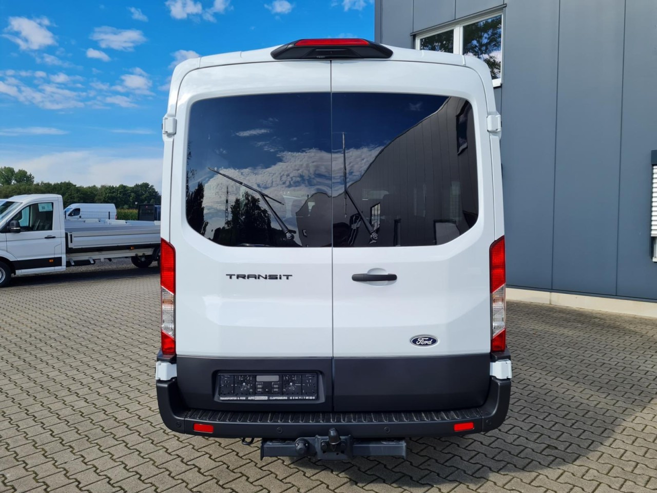 Ford Transit 350 Kombi TDCi L3 H2 Trend 9 Sitzer AHK - Minibus, Personenvervoer: afbeelding 5 Ford Transit 350 Kombi TDCi L3 H2 Trend 9 Sitzer AHK - Minibus, Personenvervoer: afbeelding 5