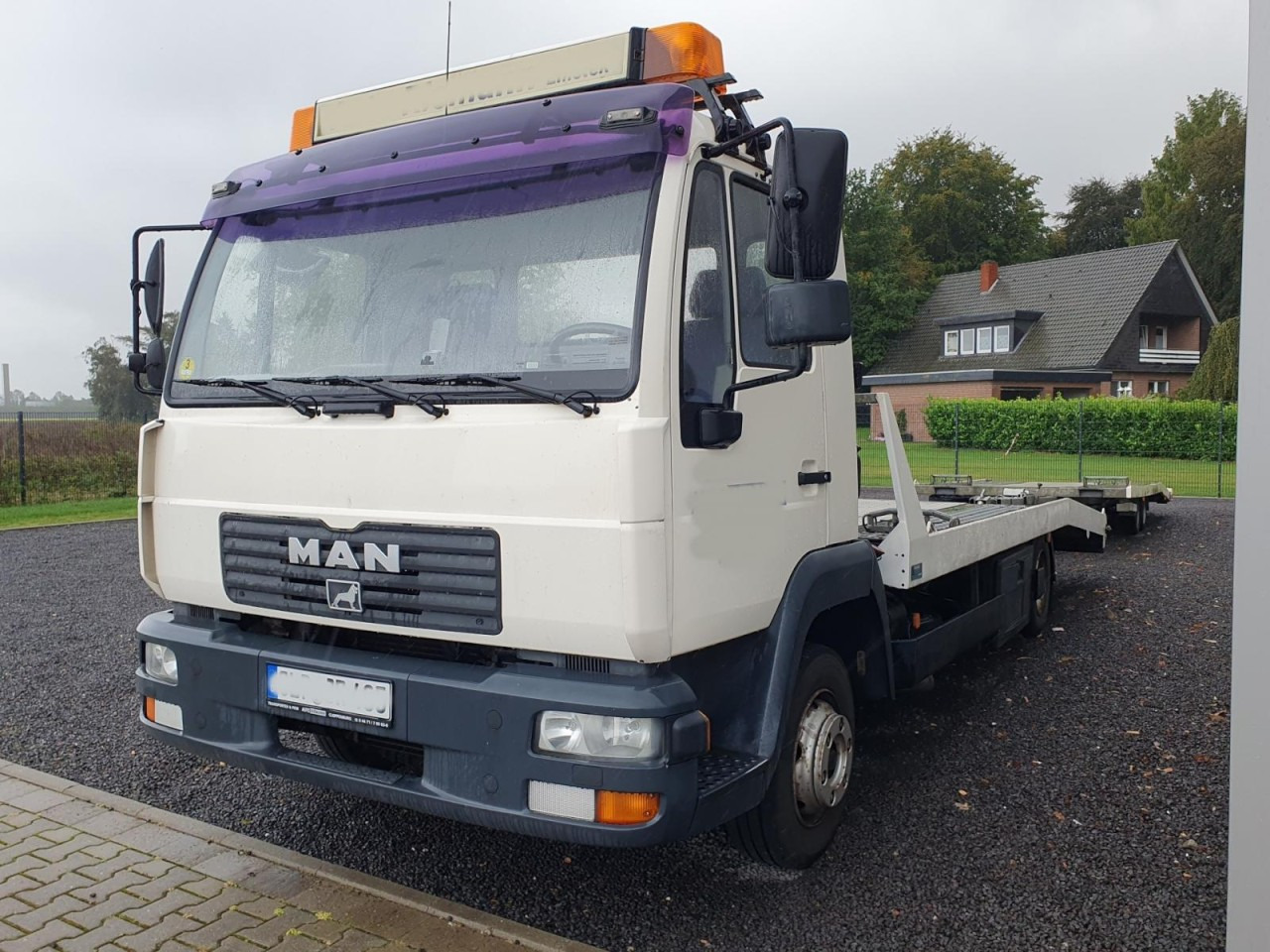 Man LE 8.180 Autotransporter NL: 2940 kg - Autovrachtwagen vrachtwagen: afbeelding 2 Man LE 8.180 Autotransporter NL: 2940 kg - Autovrachtwagen vrachtwagen: afbeelding 2