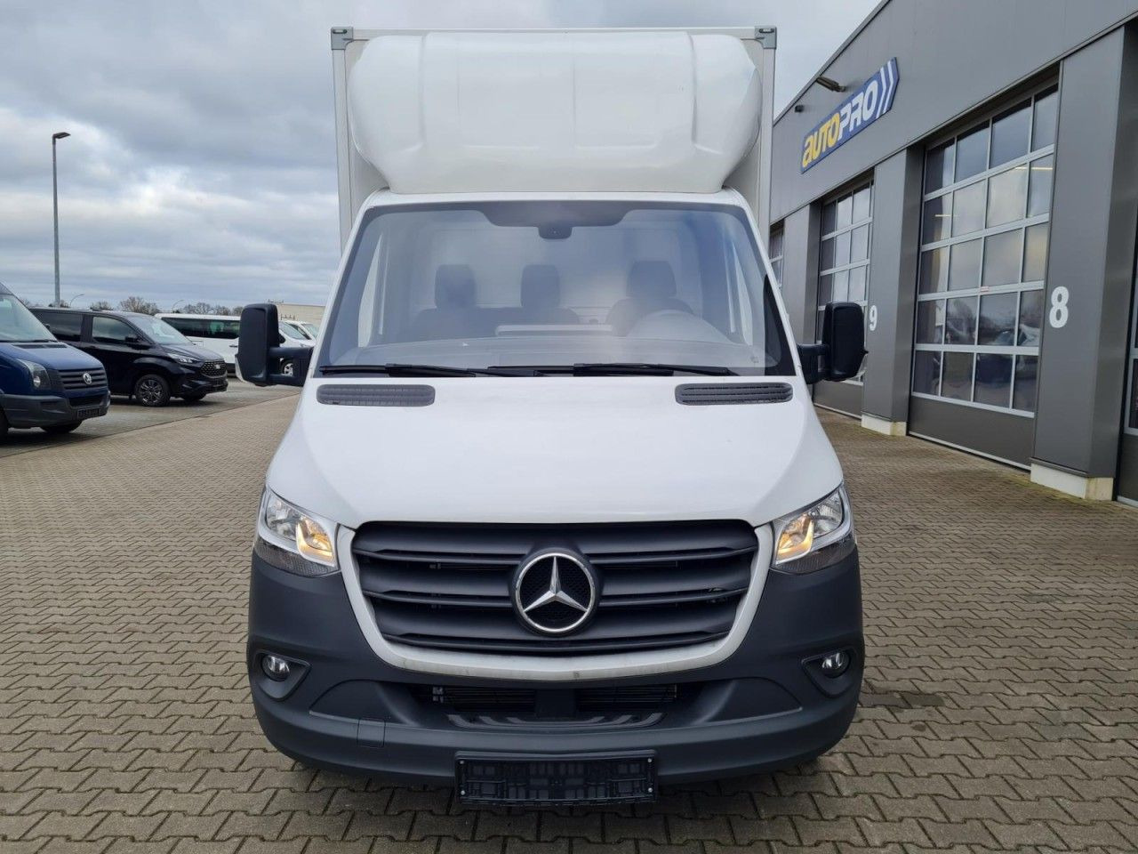 Mercedes-Benz Sprinter 315 CDi Koffer lang MBux, Klima - Bestelwagen gesloten laadbak: afbeelding 2 Mercedes-Benz Sprinter 315 CDi Koffer lang MBux, Klima - Bestelwagen gesloten laadbak: afbeelding 2