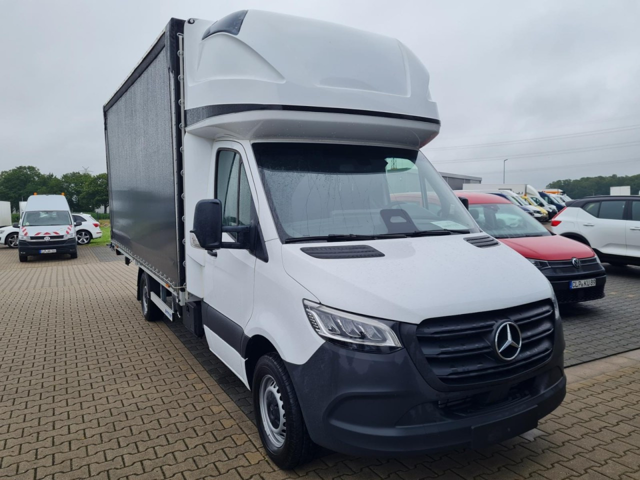 Mercedes-Benz Sprinter 317 AG Schiebe Plane Schlafkab 10 Pal AHK - Schuifzeilen bestelwagen: afbeelding 2 Mercedes-Benz Sprinter 317 AG Schiebe Plane Schlafkab 10 Pal AHK - Schuifzeilen bestelwagen: afbeelding 2