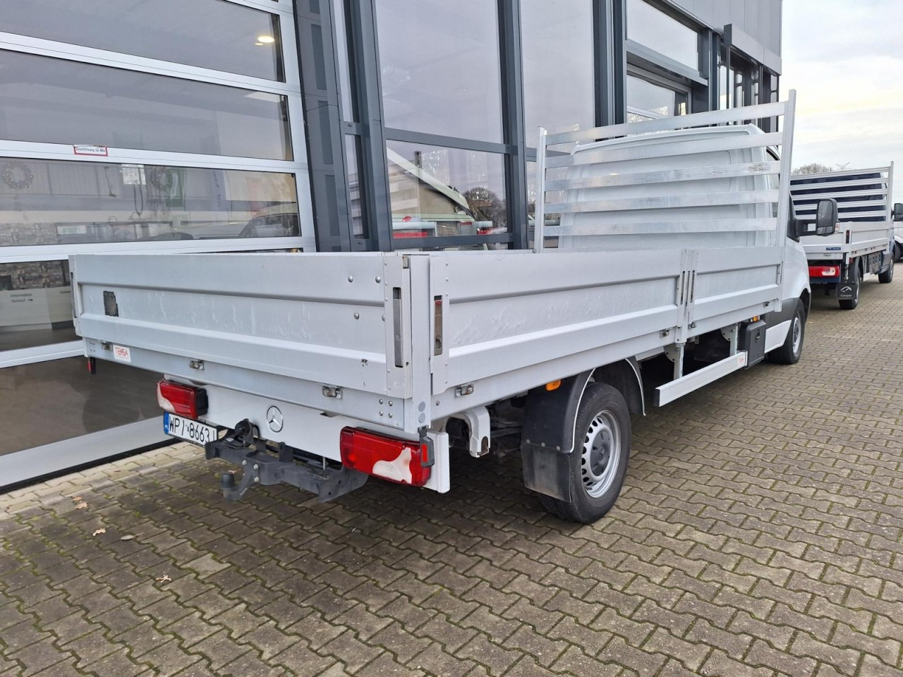 Mercedes-Benz Sprinter 317 CDI Pritsche L4 RWD AHK KLIMA TEMPOMAT - Bestelwagen open laadbak: afbeelding 2 Mercedes-Benz Sprinter 317 CDI Pritsche L4 RWD AHK KLIMA TEMPOMAT - Bestelwagen open laadbak: afbeelding 2