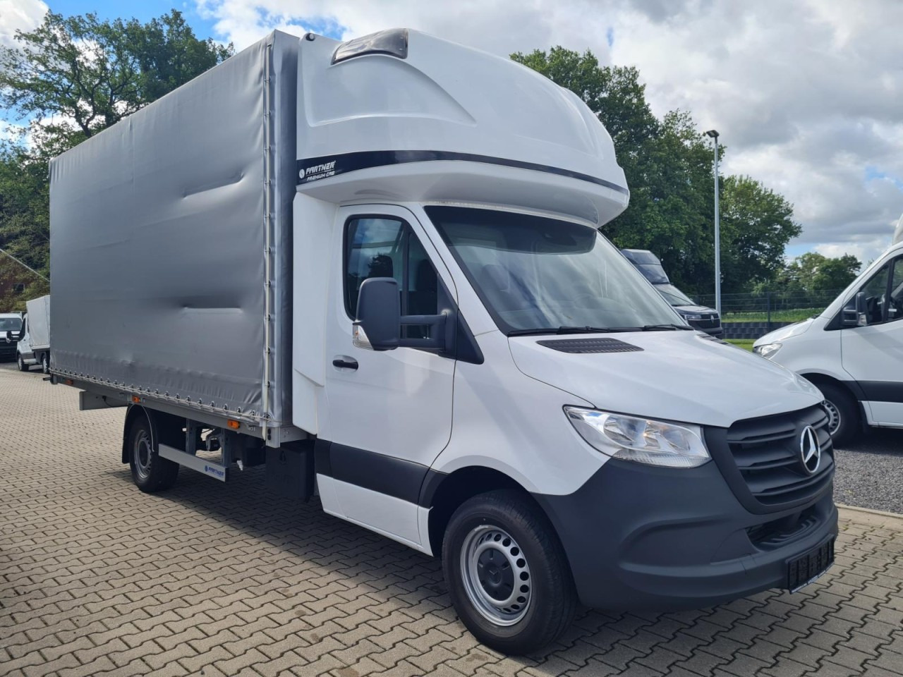 Mercedes-Benz Sprinter 317 Pritsche Plane Schlafkab RWD 10 Pal - Schuifzeilen bestelwagen: afbeelding 3 Mercedes-Benz Sprinter 317 Pritsche Plane Schlafkab RWD 10 Pal - Schuifzeilen bestelwagen: afbeelding 3