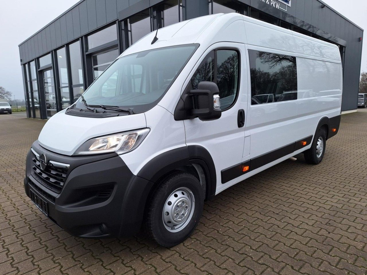 Opel Movano 35 Kasten L4 Doka 6-Sitze verstärkt PDC T - Gesloten bestelwagen, Bestelwagen met dubbele cabine: afbeelding 3 Opel Movano 35 Kasten L4 Doka 6-Sitze verstärkt PDC T - Gesloten bestelwagen, Bestelwagen met dubbele cabine: afbeelding 3