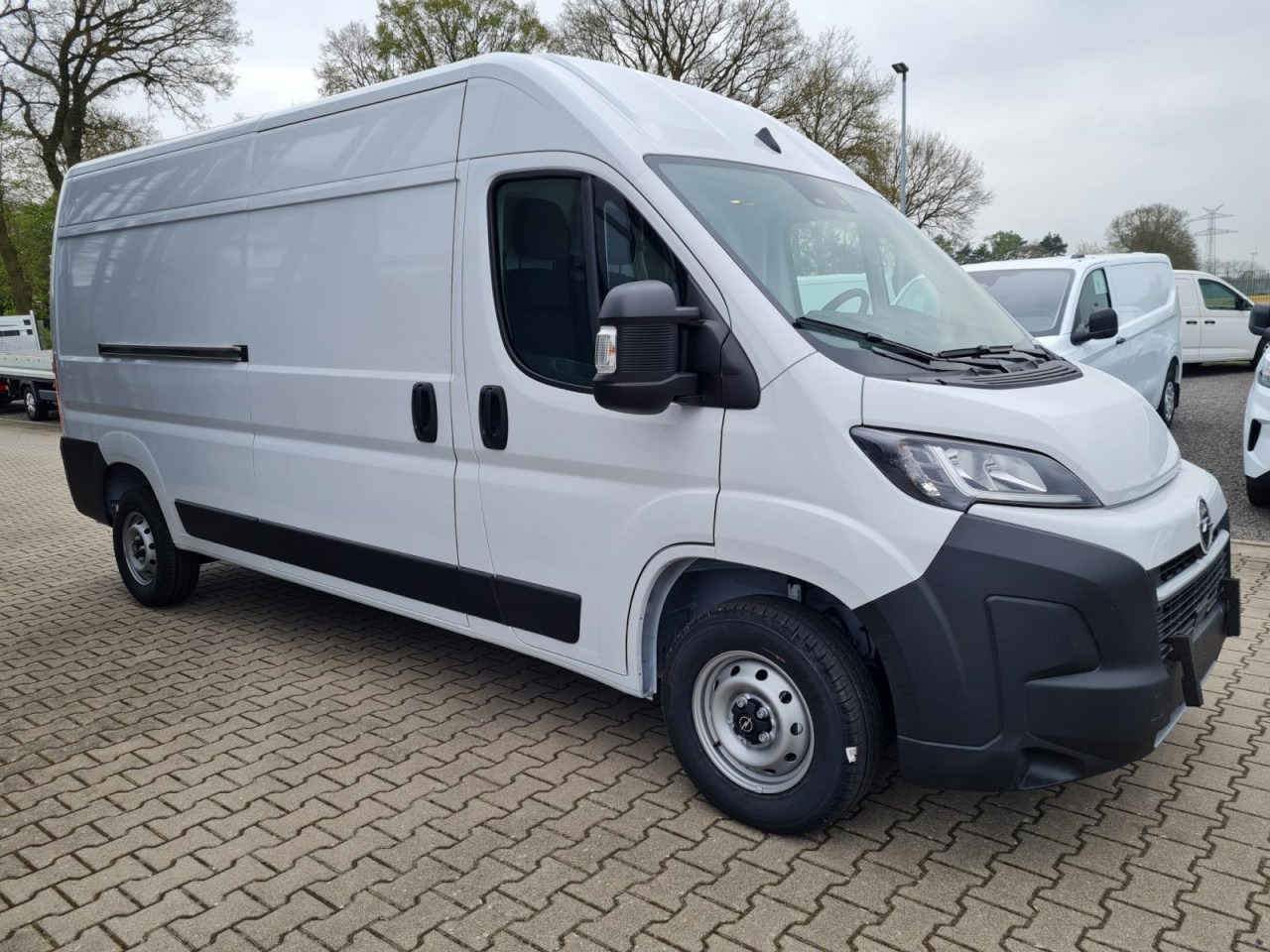 Opel Movano Kasten 2.2 HDI 180 L3H2 Klima NAVI TEMPOMAT - Gesloten bestelwagen: afbeelding 5 Opel Movano Kasten 2.2 HDI 180 L3H2 Klima NAVI TEMPOMAT - Gesloten bestelwagen: afbeelding 5