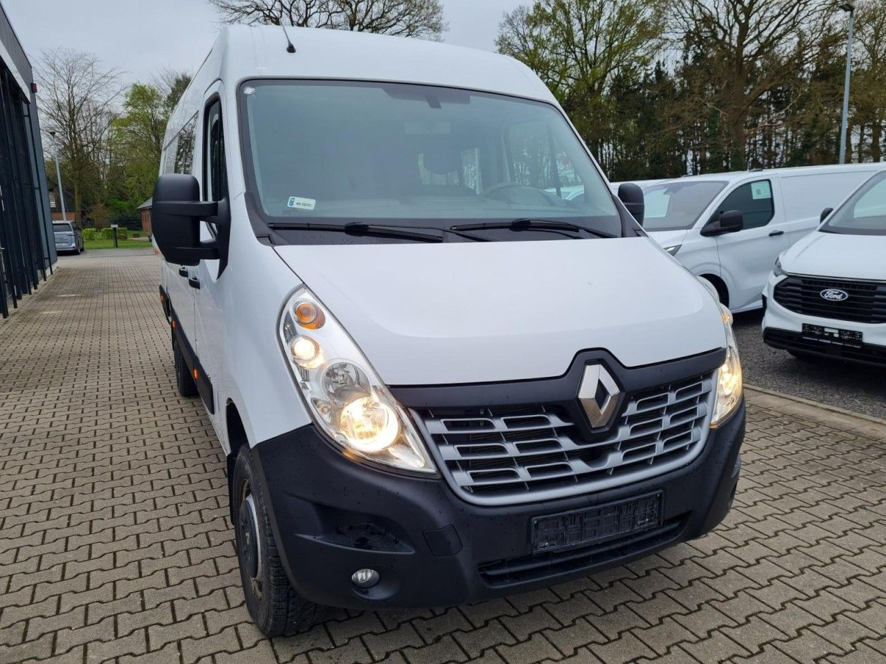Renault Master 3,5t Kasten Doka dCi 130 L4H2 4x4 Allrad - Gesloten bestelwagen, Bestelwagen met dubbele cabine: afbeelding 2 Renault Master 3,5t Kasten Doka dCi 130 L4H2 4x4 Allrad - Gesloten bestelwagen, Bestelwagen met dubbele cabine: afbeelding 2