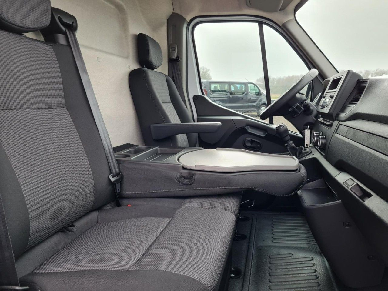 Gesloten bestelwagen Renault Master 35 Kasten L3H2 PDC KLIMA KOMFORT Navi App: afbeelding 14