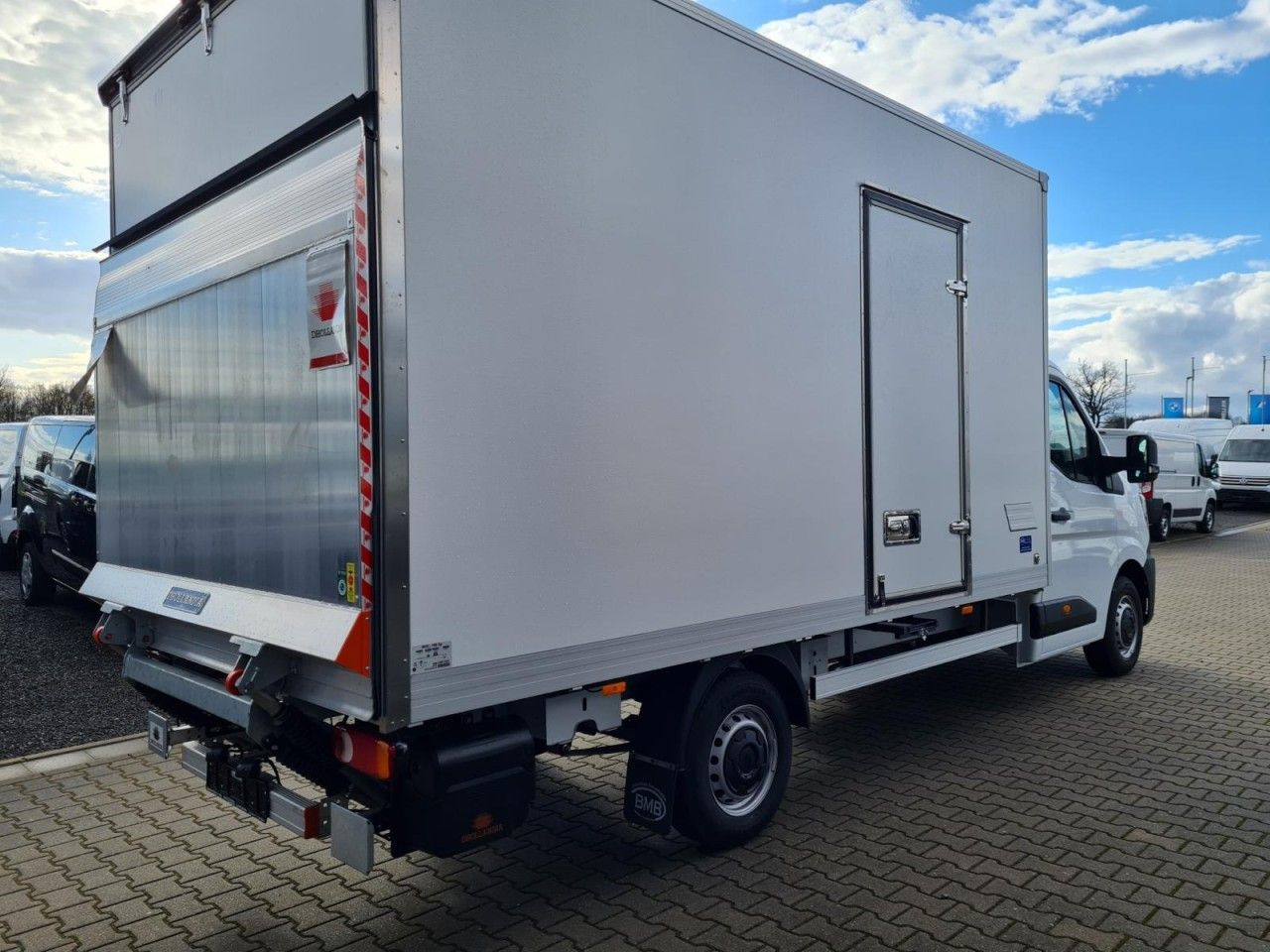 Renault Master 35 New Möbel Koffer LBW KAMERA LUFTFEDERU - Bestelwagen gesloten laadbak: afbeelding 4 Renault Master 35 New Möbel Koffer LBW KAMERA LUFTFEDERU - Bestelwagen gesloten laadbak: afbeelding 4