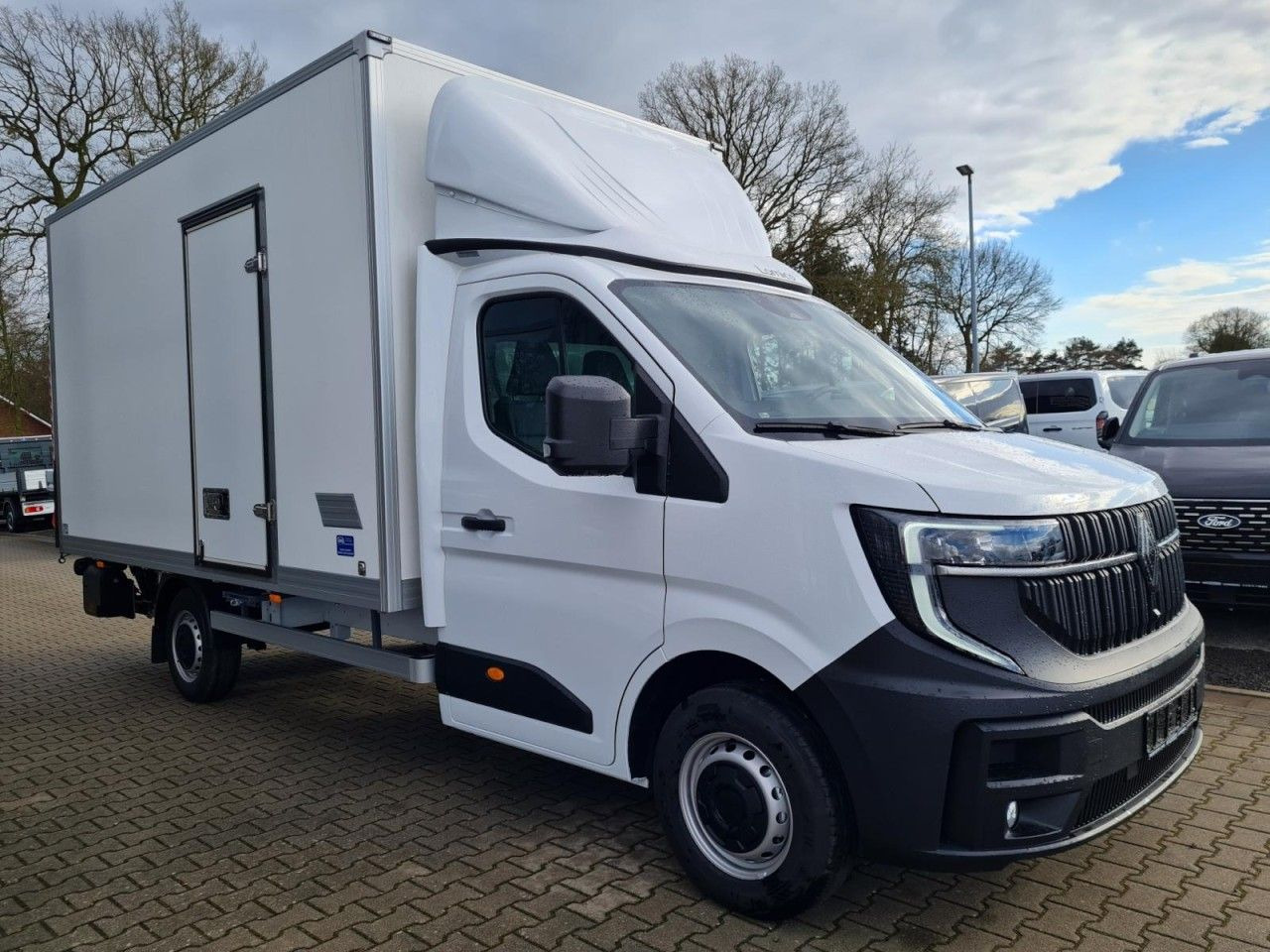 Renault Master 35 New Möbel Koffer LBW KAMERA LUFTFEDERU - Bestelwagen gesloten laadbak: afbeelding 3 Renault Master 35 New Möbel Koffer LBW KAMERA LUFTFEDERU - Bestelwagen gesloten laadbak: afbeelding 3