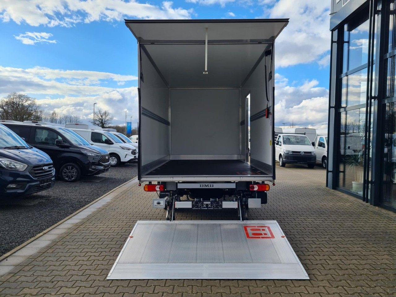 Renault Master 35 New Möbel Koffer LBW KAMERA LUFTFEDERU - Bestelwagen gesloten laadbak: afbeelding 5 Renault Master 35 New Möbel Koffer LBW KAMERA LUFTFEDERU - Bestelwagen gesloten laadbak: afbeelding 5