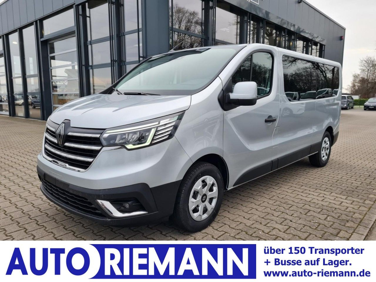 Renault Trafic Kombi 9-Sitze L2 Grand Equilibre KLIMA TE - Personenwagen: afbeelding 1 Renault Trafic Kombi 9-Sitze L2 Grand Equilibre KLIMA TE - Personenwagen: afbeelding 1