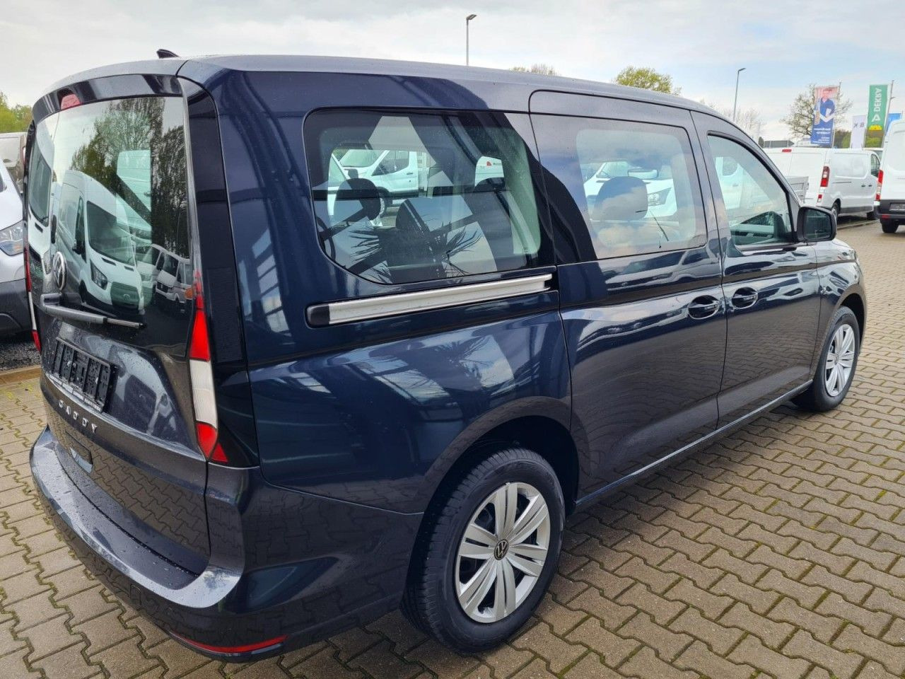 Volkswagen Caddy Maxi Kombi 7-Sitze 1.5 TSI DSG NAVI/APP TE - Personenwagen: afbeelding 3 Volkswagen Caddy Maxi Kombi 7-Sitze 1.5 TSI DSG NAVI/APP TE - Personenwagen: afbeelding 3
