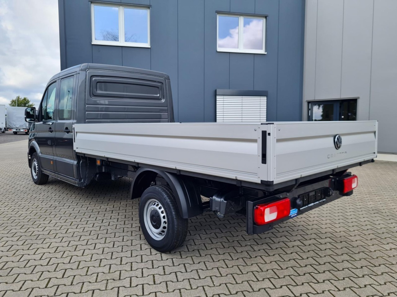 Volkswagen Crafter 35 Doka 7-Sitze MAXI L4 KLIMA TEMPOMAT - Bestelwagen open laadbak, Bestelwagen met dubbele cabine: afbeelding 4 Volkswagen Crafter 35 Doka 7-Sitze MAXI L4 KLIMA TEMPOMAT - Bestelwagen open laadbak, Bestelwagen met dubbele cabine: afbeelding 4