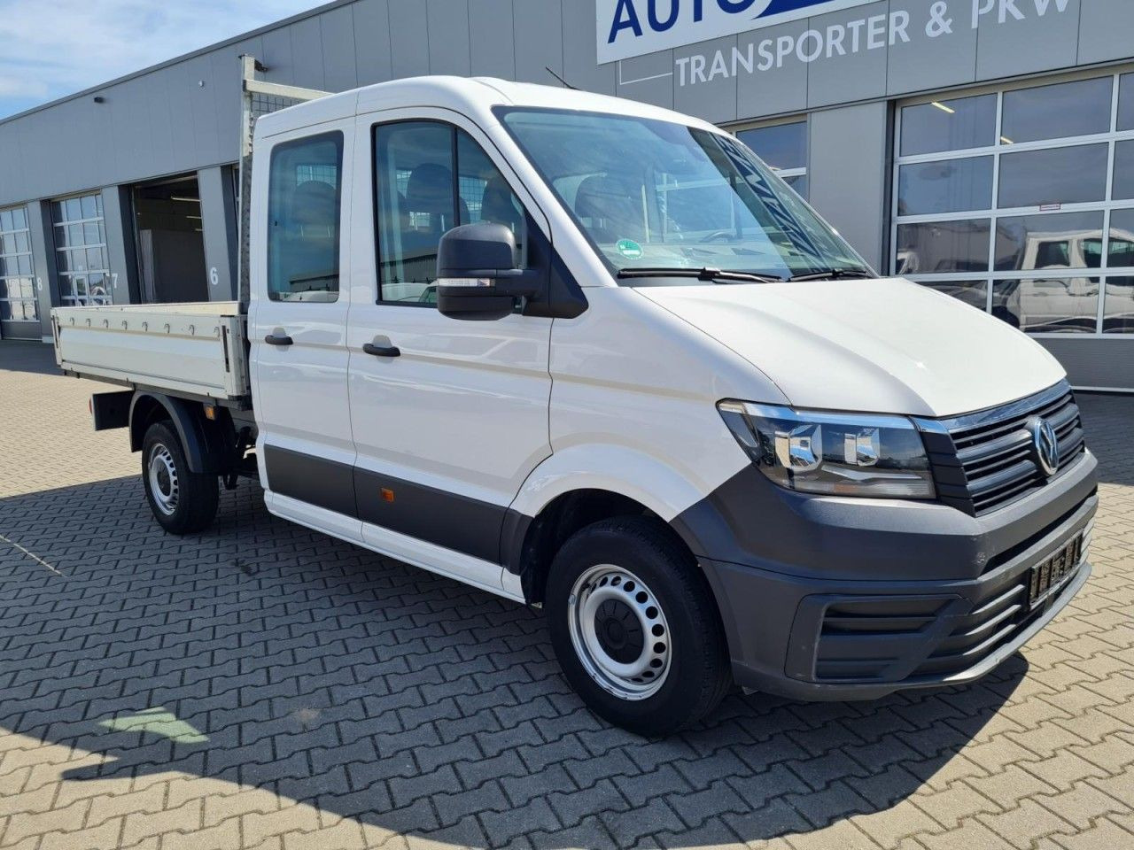 Volkswagen Crafter 35 Doka MR 7-Sitze AHK KLIMA KOMFORT - Bestelwagen open laadbak: afbeelding 3 Volkswagen Crafter 35 Doka MR 7-Sitze AHK KLIMA KOMFORT - Bestelwagen open laadbak: afbeelding 3