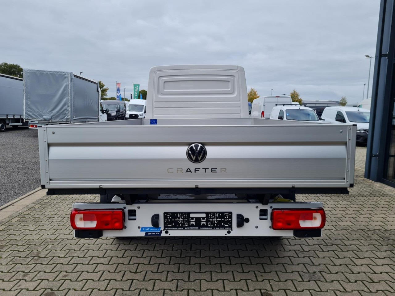 Volkswagen Crafter 35 Doka TDI Pritsche lang L4 KLIMA TEMPOMAT - Bestelwagen open laadbak, Bestelwagen met dubbele cabine: afbeelding 5 Volkswagen Crafter 35 Doka TDI Pritsche lang L4 KLIMA TEMPOMAT - Bestelwagen open laadbak, Bestelwagen met dubbele cabine: afbeelding 5