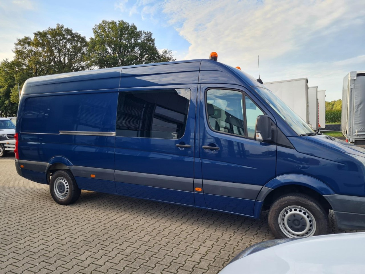 Volkswagen Crafter 35 Kasten Doka 5 Sitze AHK 3.5to REGALSYSTEM - Gesloten bestelwagen, Bestelwagen met dubbele cabine: afbeelding 3 Volkswagen Crafter 35 Kasten Doka 5 Sitze AHK 3.5to REGALSYSTEM - Gesloten bestelwagen, Bestelwagen met dubbele cabine: afbeelding 3