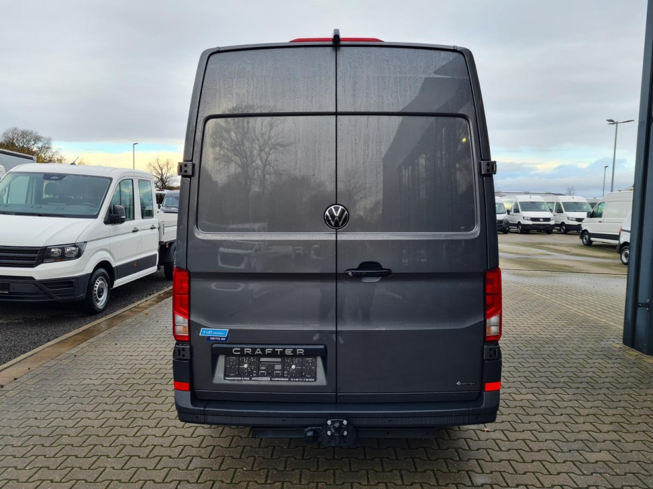 Volkswagen Crafter 35 Kasten MR L3H3 AG 4MOTION AHK LED KAMERA - Gesloten bestelwagen: afbeelding 5 Volkswagen Crafter 35 Kasten MR L3H3 AG 4MOTION AHK LED KAMERA - Gesloten bestelwagen: afbeelding 5