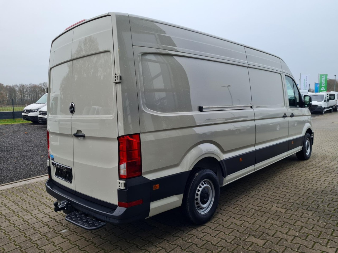 Volkswagen Crafter 35 Kasten TDI LR L4H3 AHK LED Tempom - Gesloten bestelwagen: afbeelding 4 Volkswagen Crafter 35 Kasten TDI LR L4H3 AHK LED Tempom - Gesloten bestelwagen: afbeelding 4
