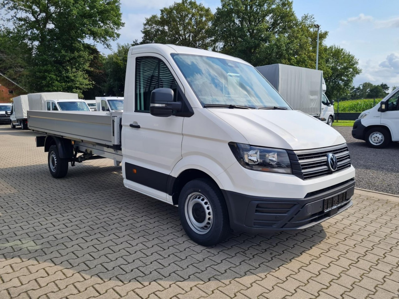 Volkswagen Crafter 35 Pritsche L4 lang KLIMA NAVI/APP TEMPOMAT - Bestelwagen open laadbak: afbeelding 3 Volkswagen Crafter 35 Pritsche L4 lang KLIMA NAVI/APP TEMPOMAT - Bestelwagen open laadbak: afbeelding 3
