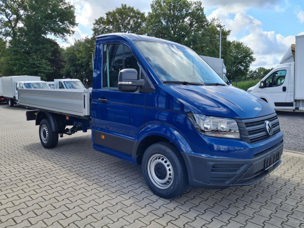 Volkswagen Crafter 35 Pritsche MR L3 KLIMA NAVI/APP TEMPOMAT - Bestelwagen open laadbak: afbeelding 3 Volkswagen Crafter 35 Pritsche MR L3 KLIMA NAVI/APP TEMPOMAT - Bestelwagen open laadbak: afbeelding 3