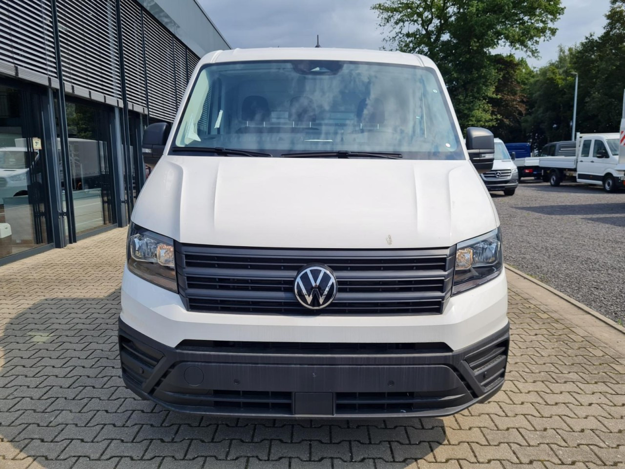 Volkswagen Crafter 35 Pritsche TDi MR L3 KLIMA TEMPOMAT - Bestelwagen open laadbak: afbeelding 2 Volkswagen Crafter 35 Pritsche TDi MR L3 KLIMA TEMPOMAT - Bestelwagen open laadbak: afbeelding 2