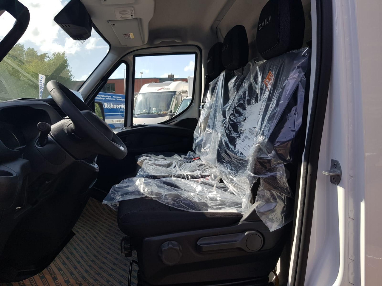 Gesloten bestelwagen Iveco 35S18HA8V *AHK*RADIO*KAMERA*KLIMA*: afbeelding 16 Gesloten bestelwagen Iveco 35S18HA8V *AHK*RADIO*KAMERA*KLIMA*: afbeelding 16