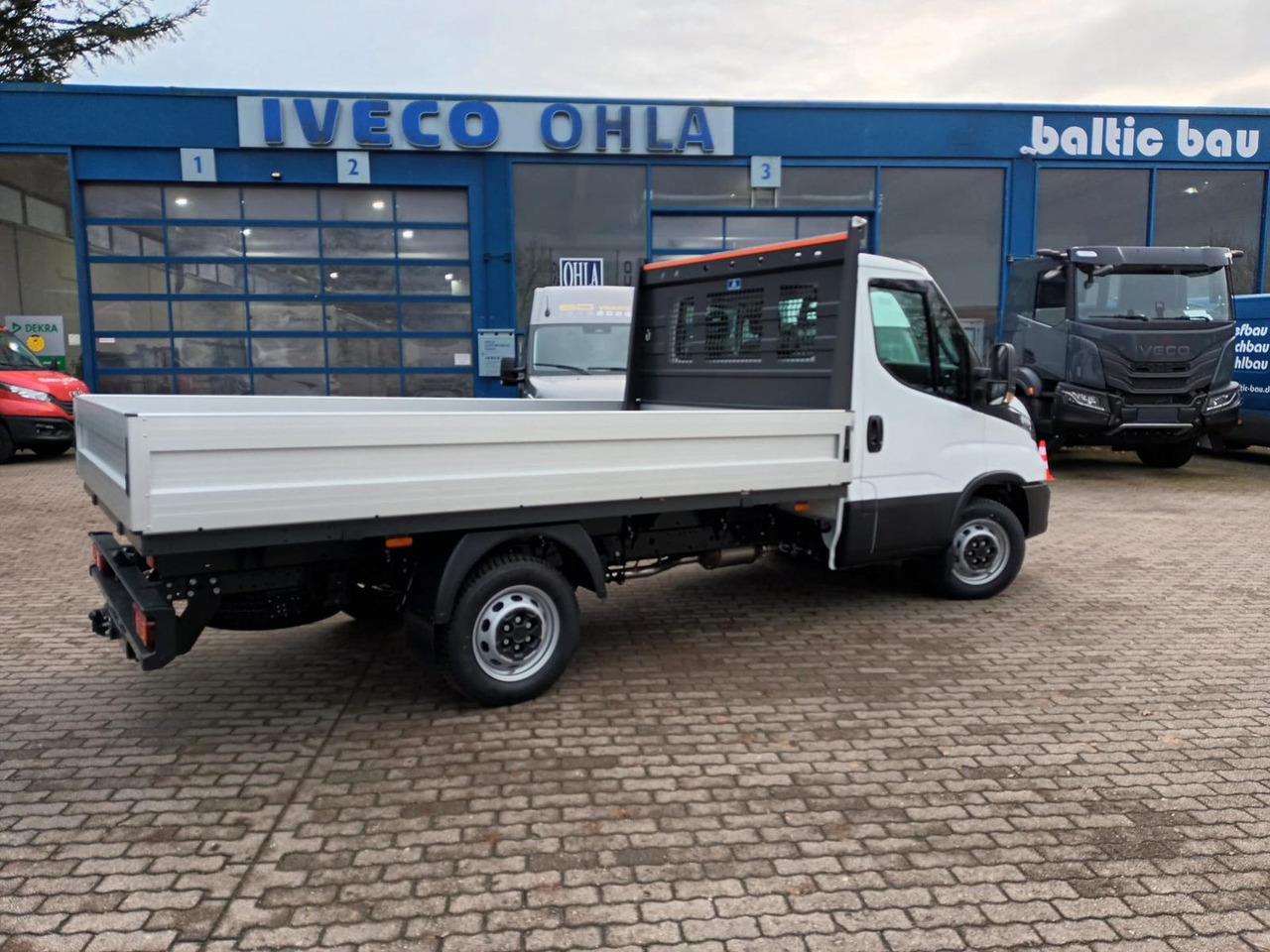 Iveco Daily 35S16H3.0Y *3,5m Pritsche *KLIMA*AHK*RA... - Bestelwagen open laadbak: afbeelding 4 Iveco Daily 35S16H3.0Y *3,5m Pritsche *KLIMA*AHK*RA... - Bestelwagen open laadbak: afbeelding 4