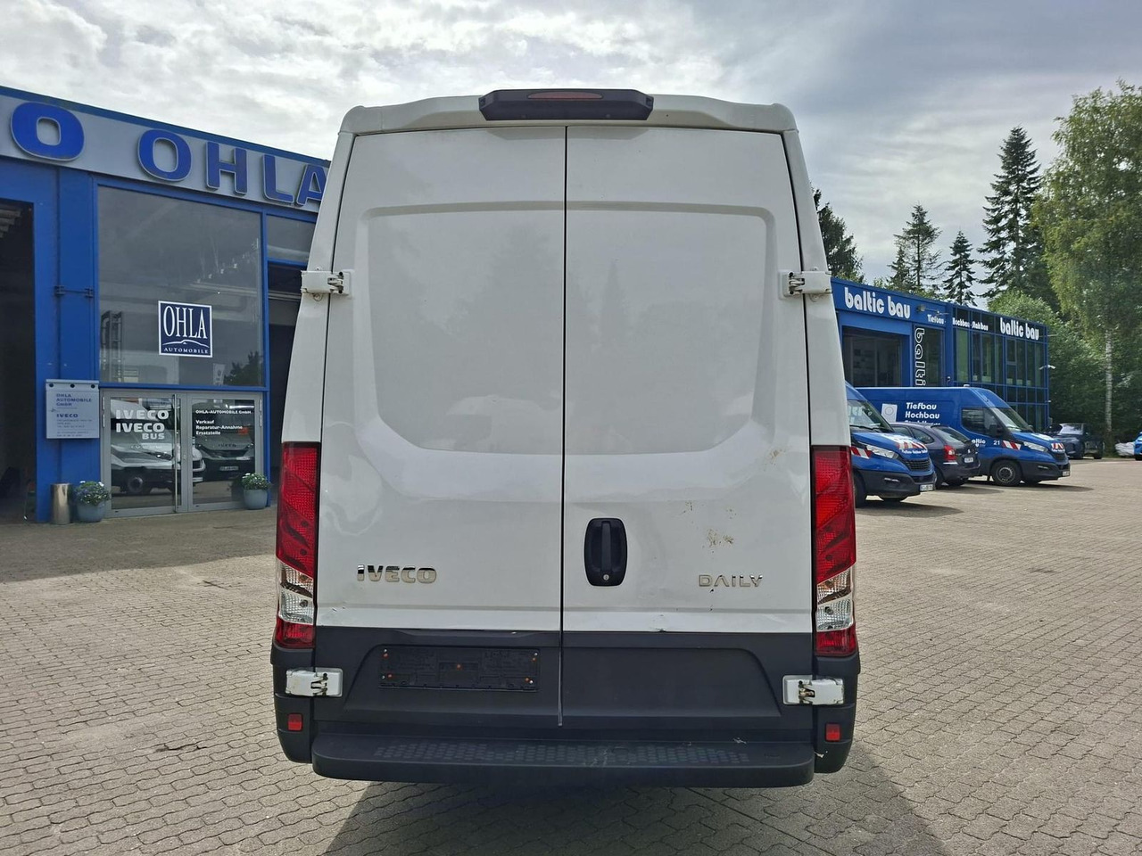 Iveco Daily 35S16V Klima 4100 115 kW (156 PS), Auto... - Gesloten bestelwagen: afbeelding 4 Iveco Daily 35S16V Klima 4100 115 kW (156 PS), Auto... - Gesloten bestelwagen: afbeelding 4
