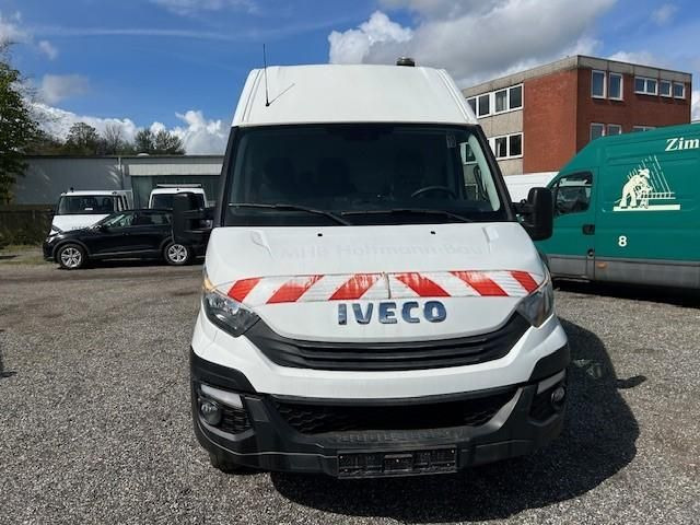 Iveco Daily 50C18HA8V 3520L Automatik,AHK (179 PS),... - Gesloten bestelwagen: afbeelding 2 Iveco Daily 50C18HA8V 3520L Automatik,AHK (179 PS),... - Gesloten bestelwagen: afbeelding 2
