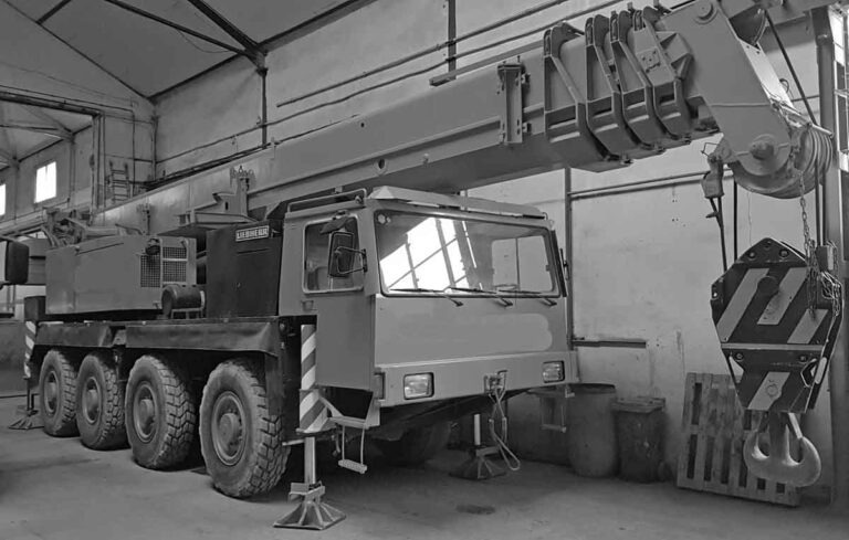 Liebherr LTM1070 – mobile crane / Mobilkran - Mobiele kraan: afbeelding 1 Liebherr LTM1070 – mobile crane / Mobilkran - Mobiele kraan: afbeelding 1