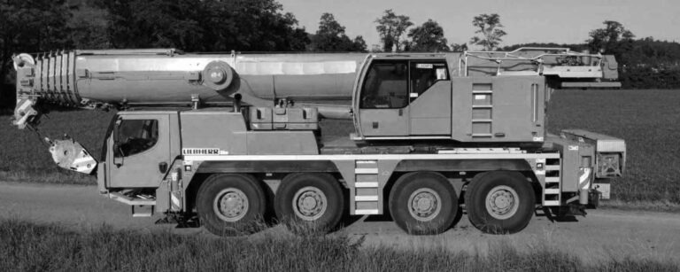 Liebherr LTM1100-4.2- mobile crane / Mobilkran - Mobiele kraan: afbeelding 1 Liebherr LTM1100-4.2- mobile crane / Mobilkran - Mobiele kraan: afbeelding 1