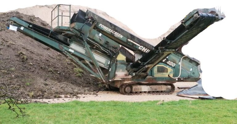 Powerscreen Chieftain 400 – Crawler Mobile screening plant / Crawler Mobile screening plant - Zeefinstallatie: afbeelding 1 Powerscreen Chieftain 400 – Crawler Mobile screening plant / Crawler Mobile screening plant - Zeefinstallatie: afbeelding 1