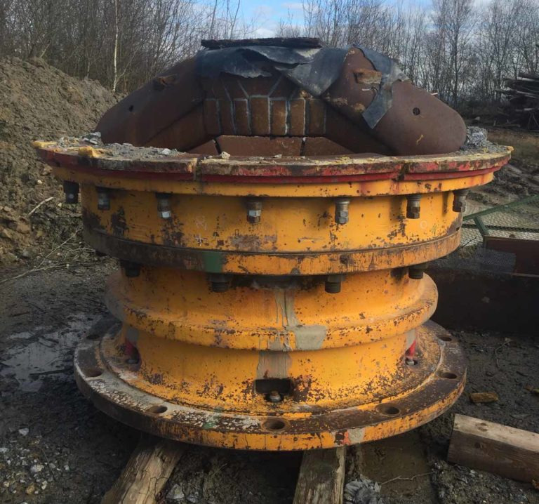 Svedala Arbra – Cone crusher / Kegelbrecher - Kegelbreker: afbeelding 1 Svedala Arbra – Cone crusher / Kegelbrecher - Kegelbreker: afbeelding 1