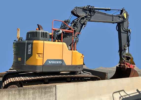 Volvo ECR235 E – excavator / Kettenbagger - Graafmachine: afbeelding 1 Volvo ECR235 E – excavator / Kettenbagger - Graafmachine: afbeelding 1