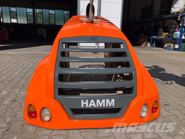 Hamm H13 H16 Motorhaube - Motorkap voor Bouwmachine: afbeelding 5 Hamm H13 H16 Motorhaube - Motorkap voor Bouwmachine: afbeelding 5