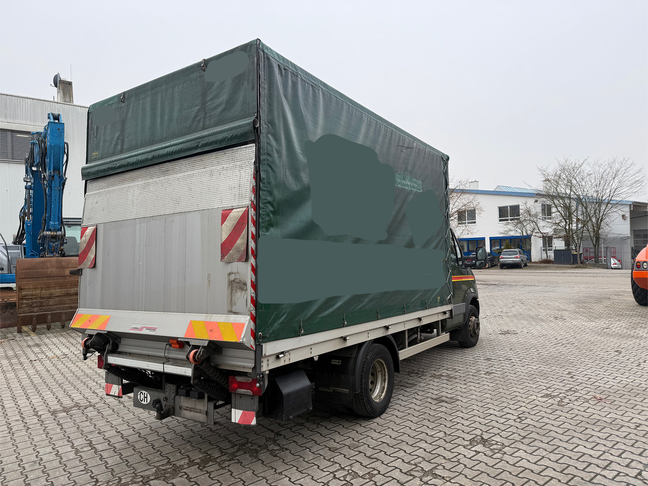 IVECO DAILY 70C17 Pritsche Plane LBW - Schuifzeilen bestelwagen: afbeelding 4 IVECO DAILY 70C17 Pritsche Plane LBW - Schuifzeilen bestelwagen: afbeelding 4