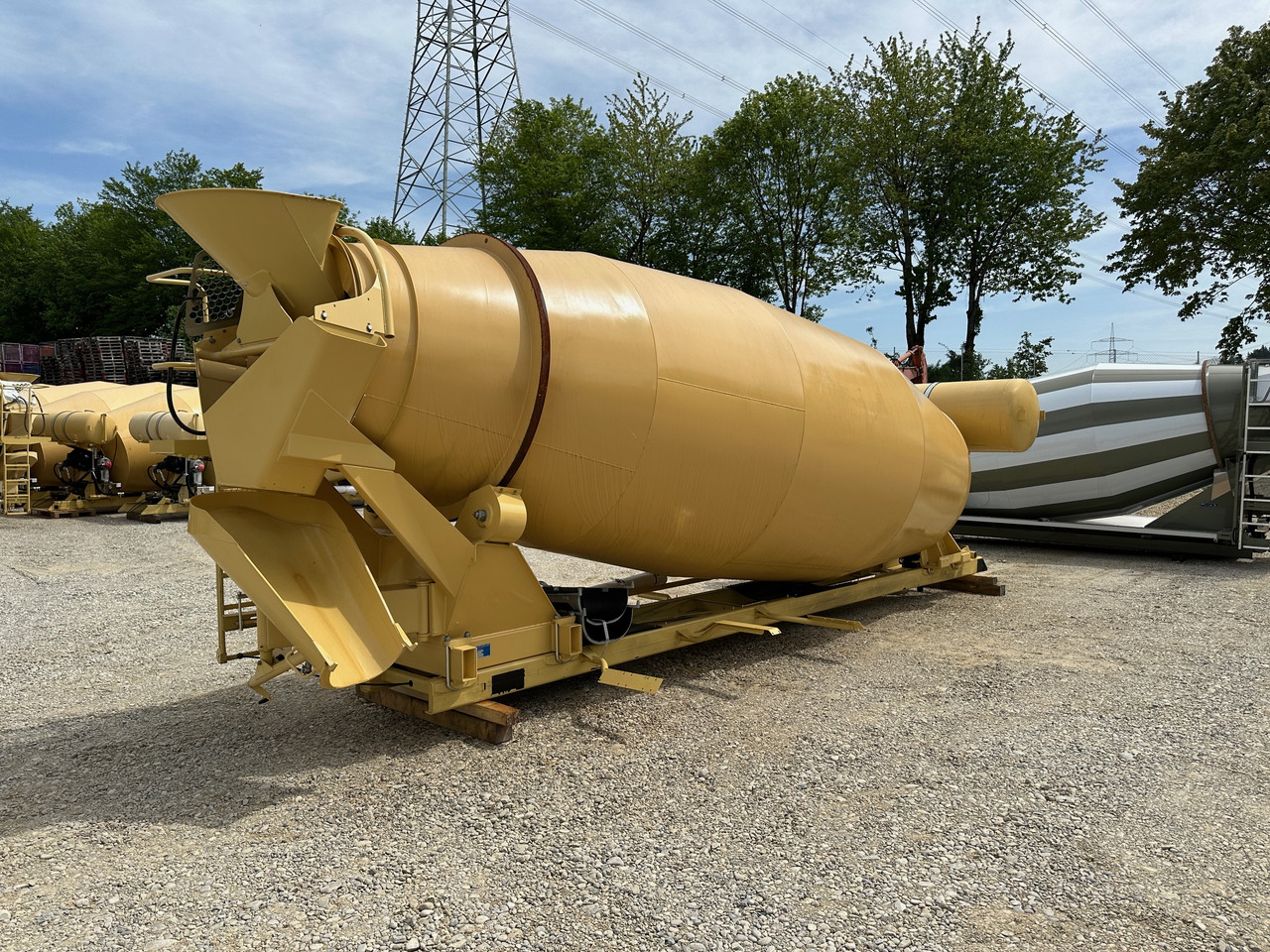 Liebherr HTM1204 Betonmischer Aufbau 12 m3 UNBENUTZT - Mixeropbouw: afbeelding 3 Liebherr HTM1204 Betonmischer Aufbau 12 m3 UNBENUTZT - Mixeropbouw: afbeelding 3