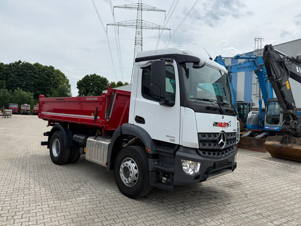 Mercedes-Benz 1835 Arocs 3-Seiten-Kipper 4900 km - Kipper vrachtwagen: afbeelding 3 Mercedes-Benz 1835 Arocs 3-Seiten-Kipper 4900 km - Kipper vrachtwagen: afbeelding 3