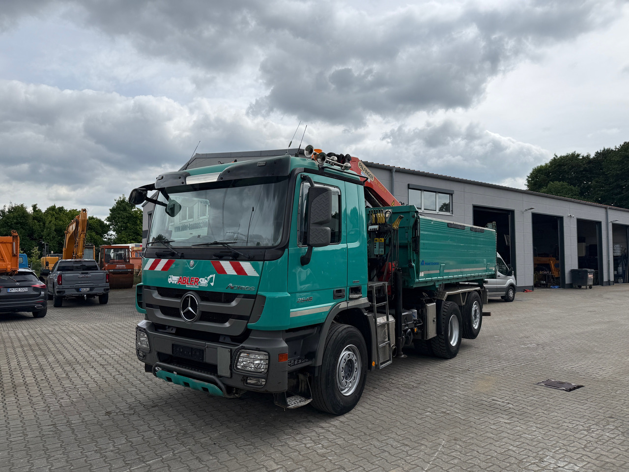 Mercedes-Benz 2548 Actros Kipper Kran Palfinger Bordmatic - Kipper vrachtwagen, Kraanwagen: afbeelding 3 Mercedes-Benz 2548 Actros Kipper Kran Palfinger Bordmatic - Kipper vrachtwagen, Kraanwagen: afbeelding 3