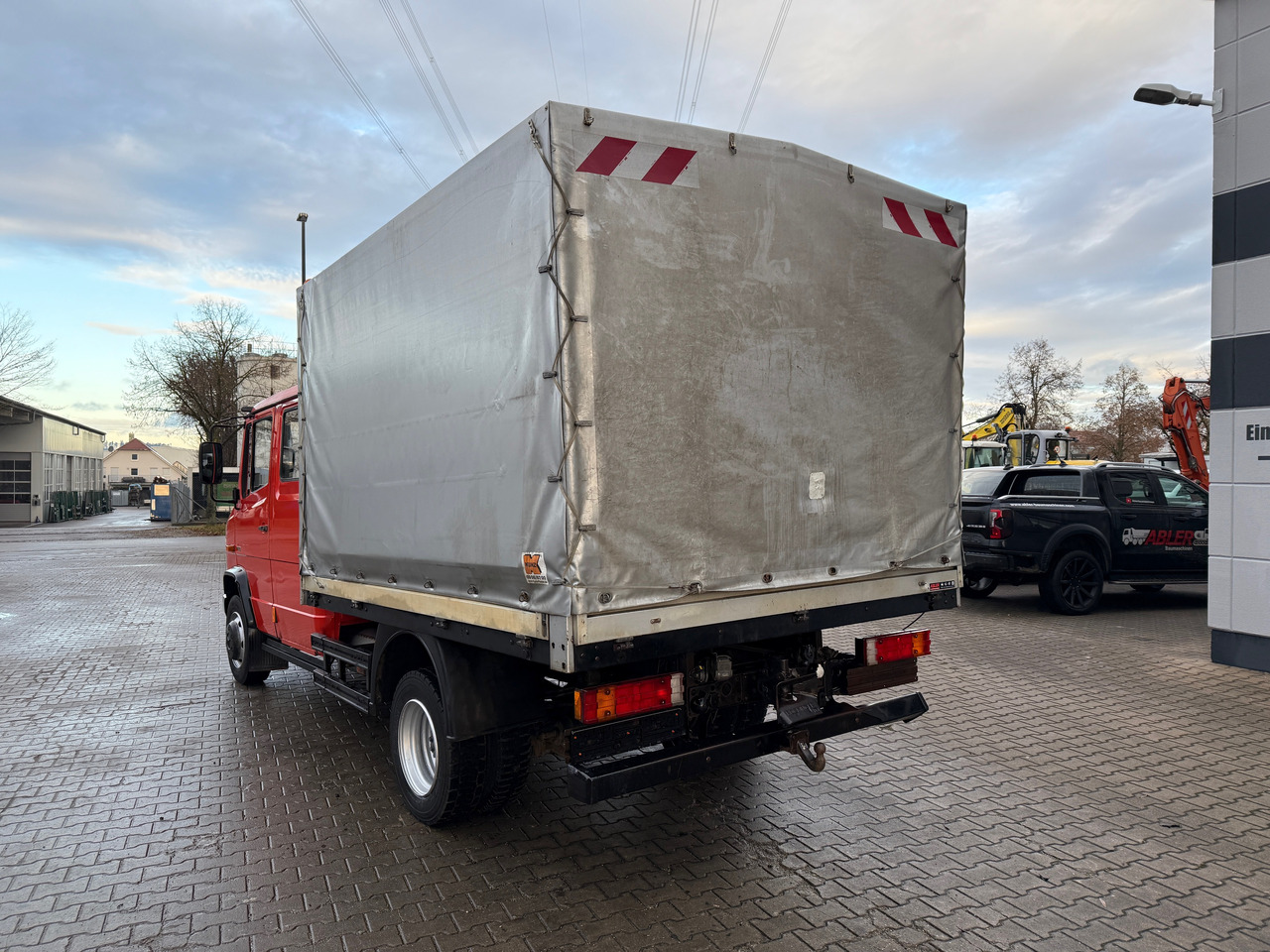 Mercedes-Benz 816 Vario Doka Pritsche Plane 2x AHK - Schuifzeilen vrachtwagen: afbeelding 5 Mercedes-Benz 816 Vario Doka Pritsche Plane 2x AHK - Schuifzeilen vrachtwagen: afbeelding 5