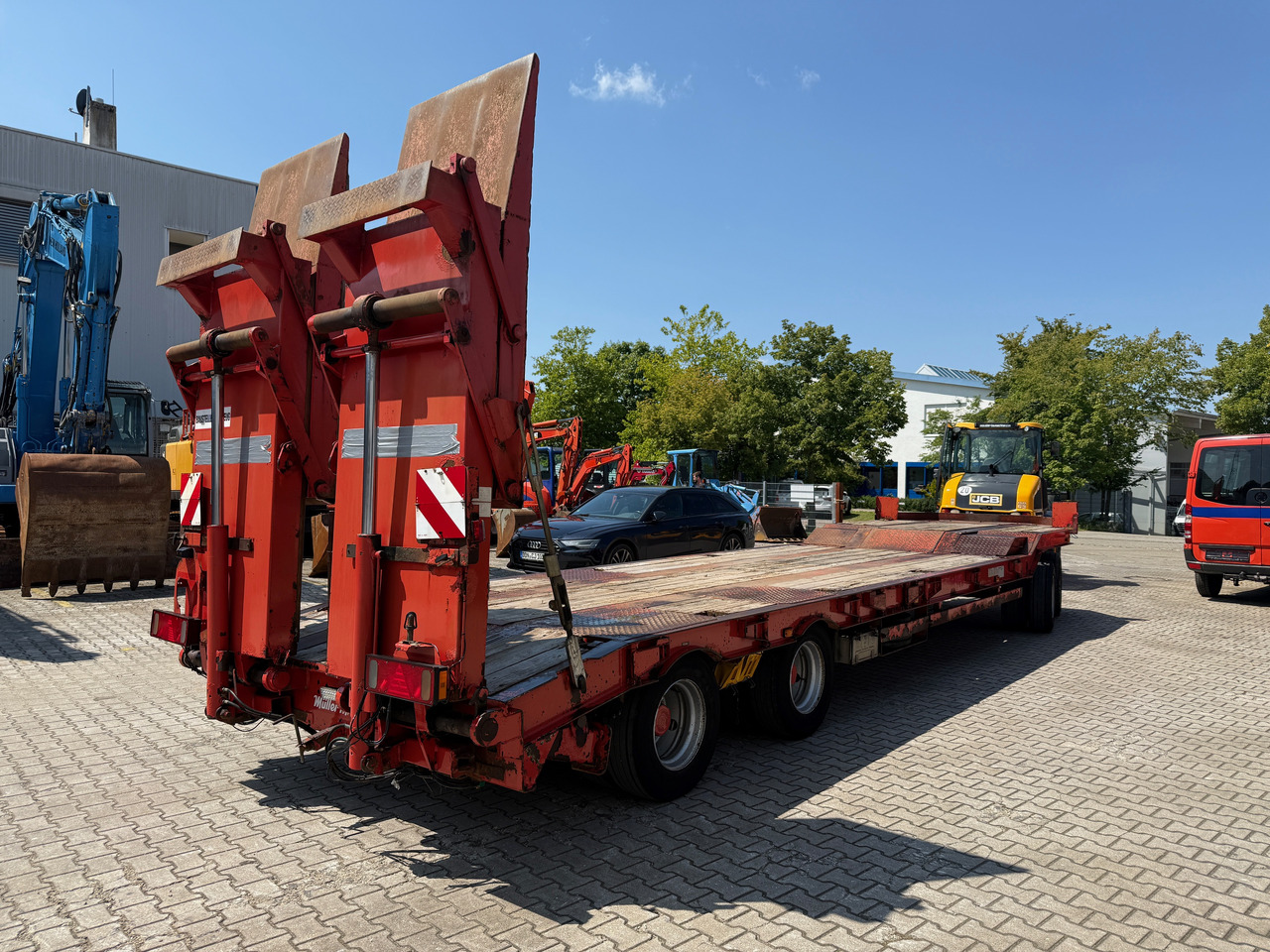 Müller Mitteltal T4 Kompakt Tieflader mit hydr. Rampen - Dieplader aanhangwagen: afbeelding 4 Müller Mitteltal T4 Kompakt Tieflader mit hydr. Rampen - Dieplader aanhangwagen: afbeelding 4