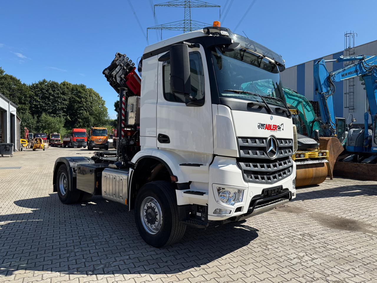 Mercedes-Benz 1848 Arocs 4x4 echter ALLRAD SZM mit Kran - Trekker: afbeelding 4 Mercedes-Benz 1848 Arocs 4x4 echter ALLRAD SZM mit Kran - Trekker: afbeelding 4