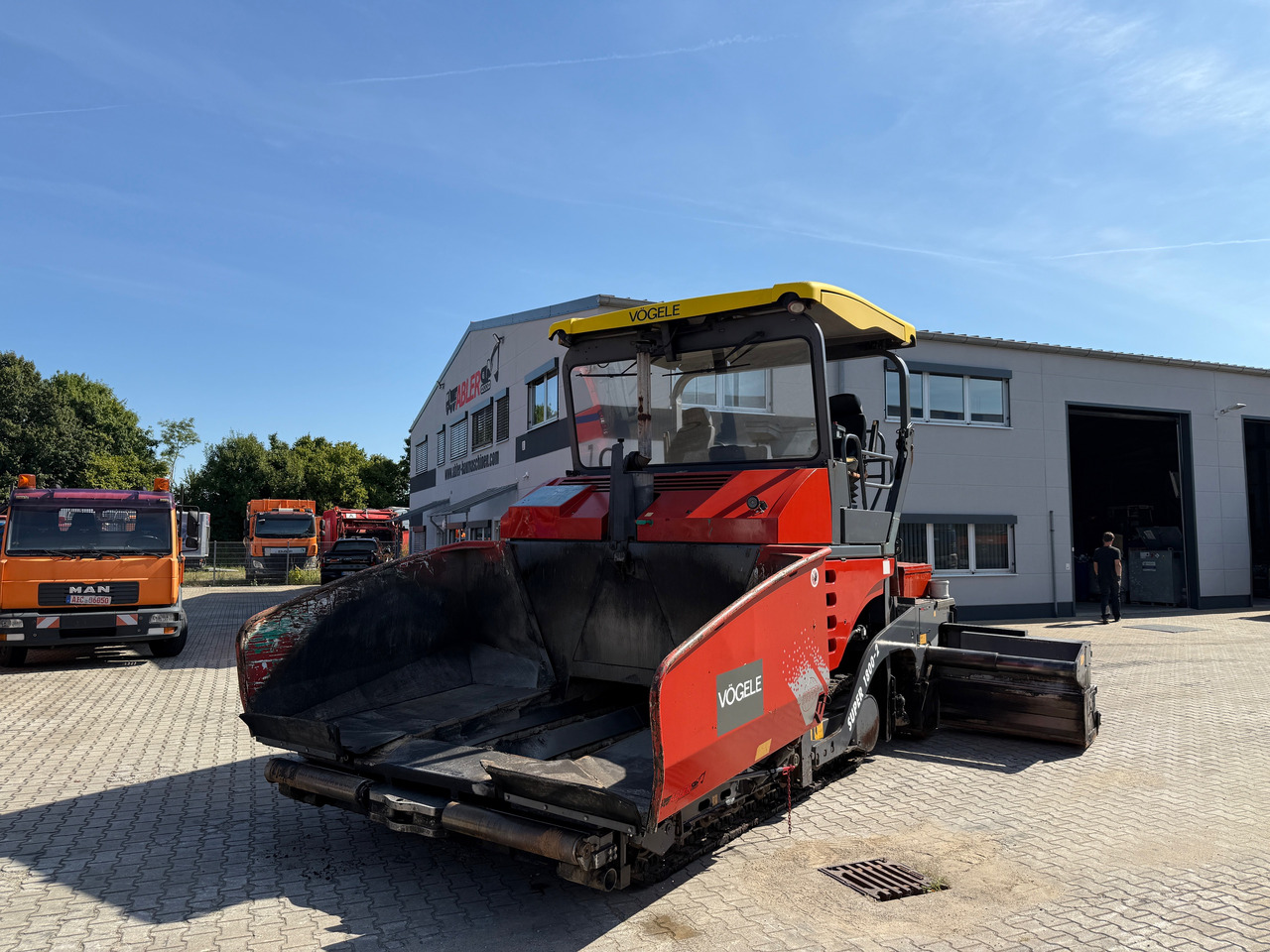 Vögele Super 1800-2 Asphaltfertiger mit Nivellierung 650cm - Asfaltafwerkmachine: afbeelding 2 Vögele Super 1800-2 Asphaltfertiger mit Nivellierung 650cm - Asfaltafwerkmachine: afbeelding 2