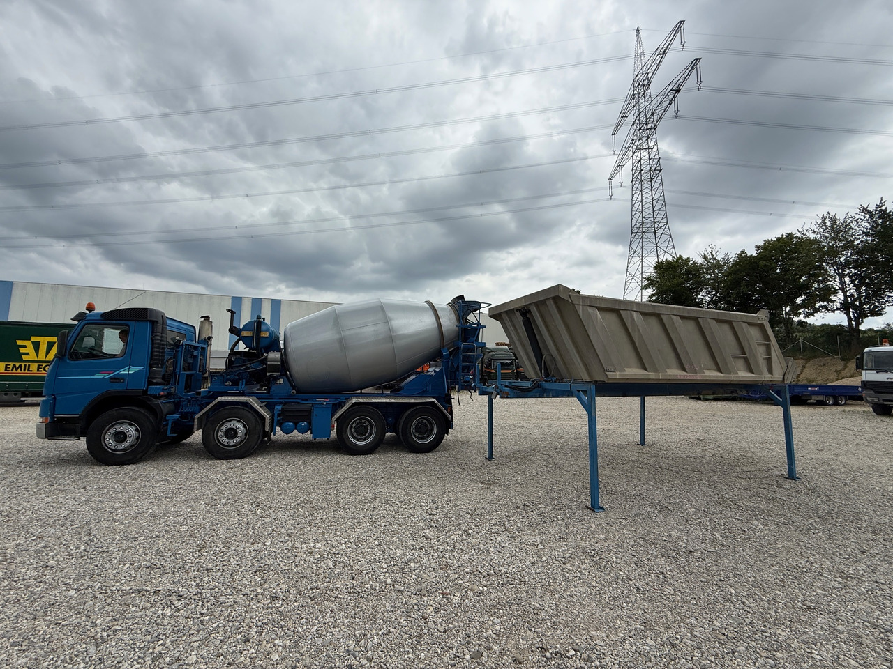 Volvo FM 12 420 WECHSELSYSTEM Betonmischer + Kipper AHK Klima - Betonmixer: afbeelding 3 Volvo FM 12 420 WECHSELSYSTEM Betonmischer + Kipper AHK Klima - Betonmixer: afbeelding 3