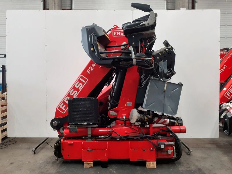 Grúa Fassi F245A.2.26 E-Dynamic - Autolaadkraan voor Vrachtwagen: afbeelding 5 Grúa Fassi F245A.2.26 E-Dynamic - Autolaadkraan voor Vrachtwagen: afbeelding 5